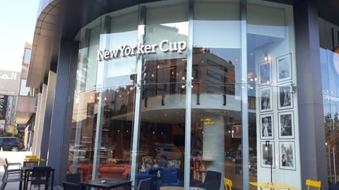 NewYorker Cup — photograph 6