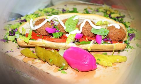 Falafel Bilal Antar — photograph 2