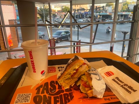 Burger King — photograph 3