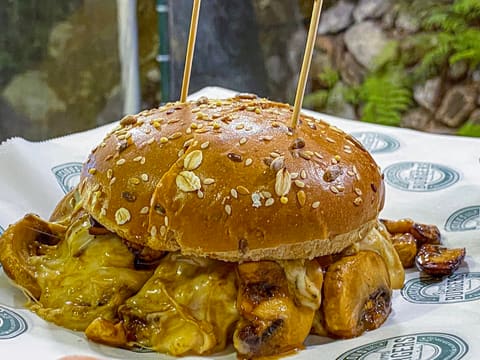 Barrel Burgers — photograph 4
