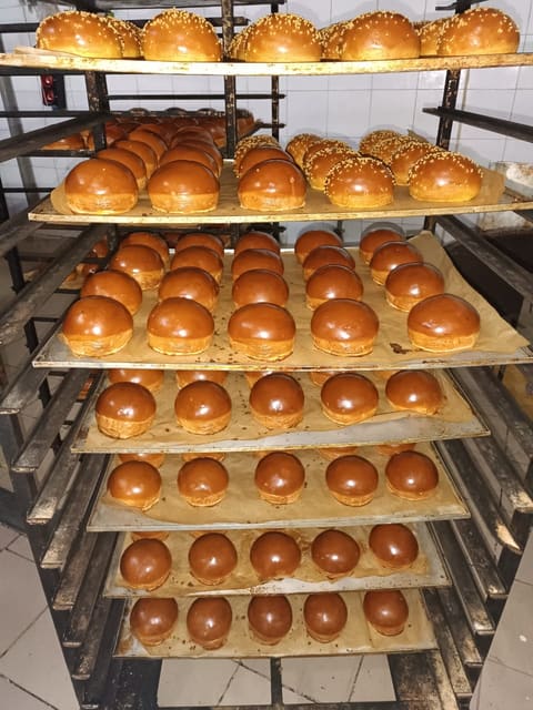 Al Wafaa Bakery — photograph 2