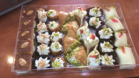 AL-Zwaka sweets jj — photograph 2