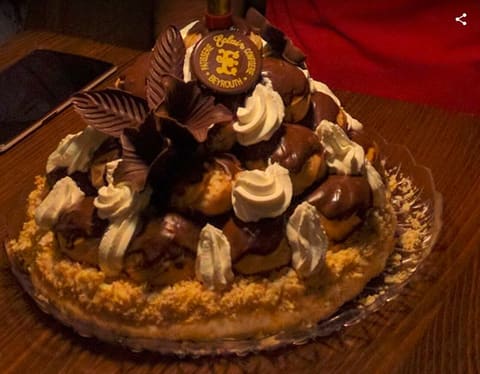 Eclair — photograph 2