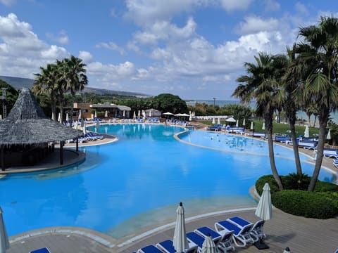 Turquoise Beach Resort — photograph 4