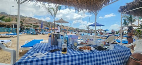 Bar D'amour Beach — photograph 5