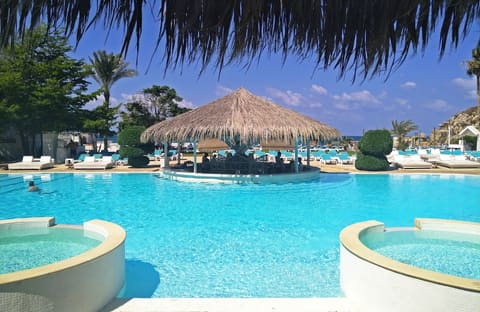 Nomad Beach Resort — photograph 4