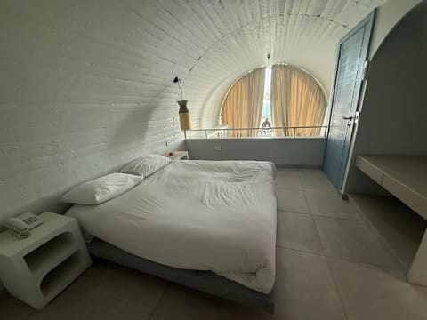 Pangea Beach Resort — photograph 2