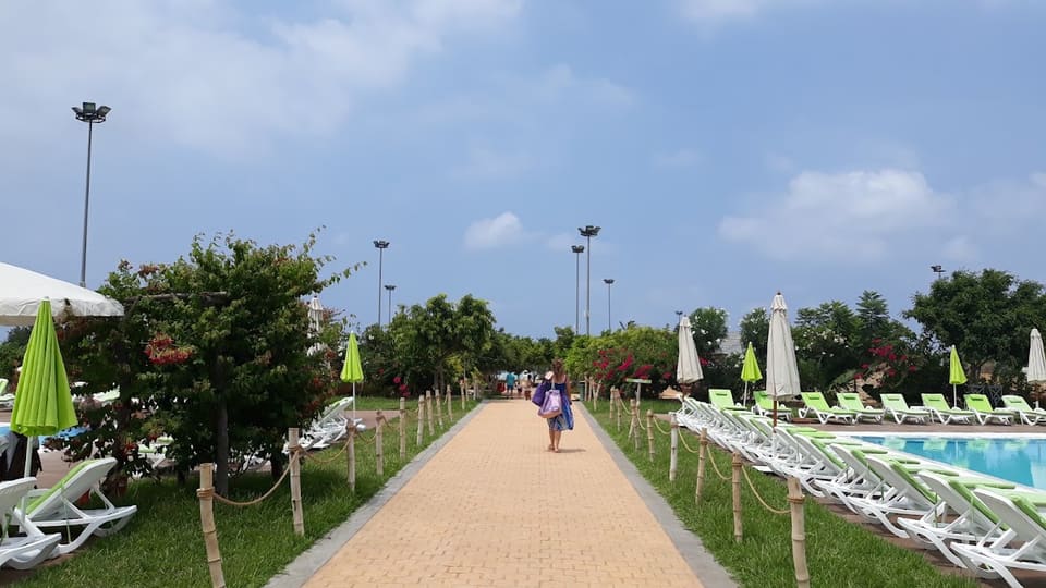 Guanabana Resort