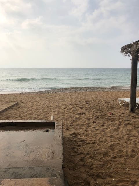 White Laguna - Ladies Beach — photograph 2