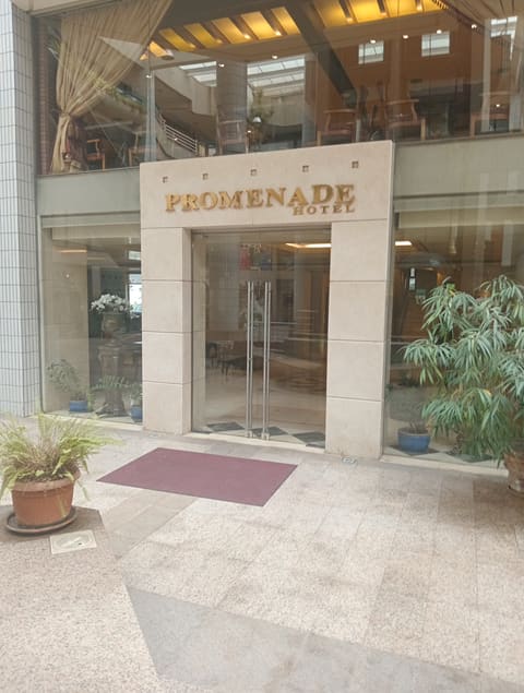 Promenade Hotel — photograph 6