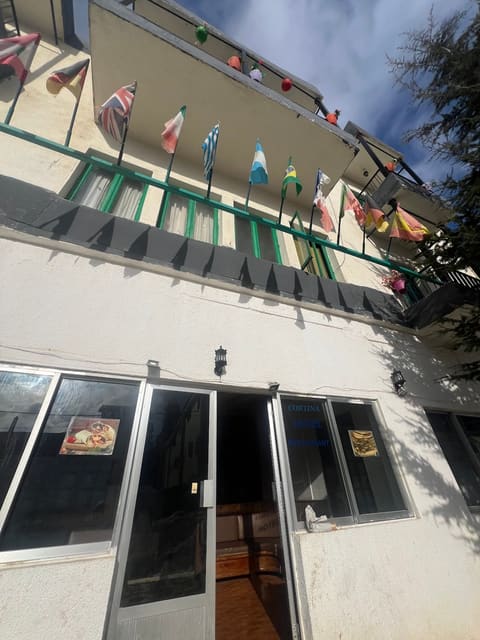Hotel Cortina — photograph 4