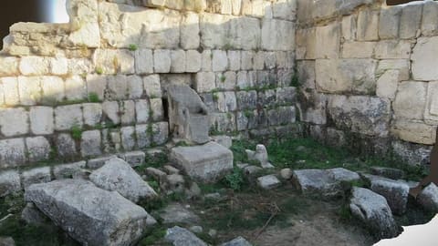 Temple of Eshmun — photograph 3