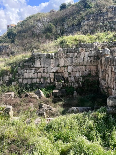 Throne of Astarte — photograph 3