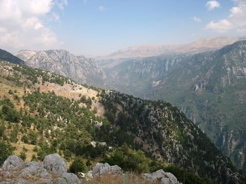 Mashnaqa Archaeological Site — photograph 2