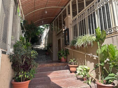 Beirut Nazarene Church — photograph 6