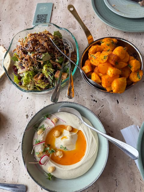 Beit Abou Johnny Guesthouse and Restaurant — photograph 2