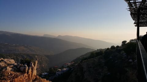 Label ehden — photograph 6
