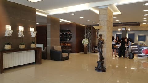 Serail Hotel — photograph 6