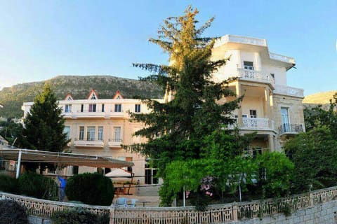 La Mairie Hotel — photograph 4