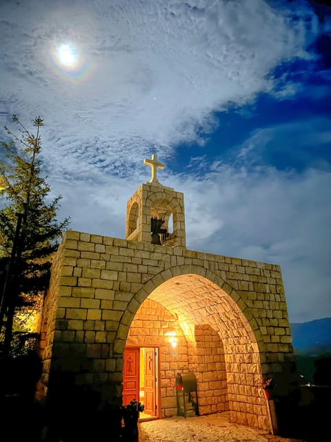 Saydet el Hosn Church — photograph 6