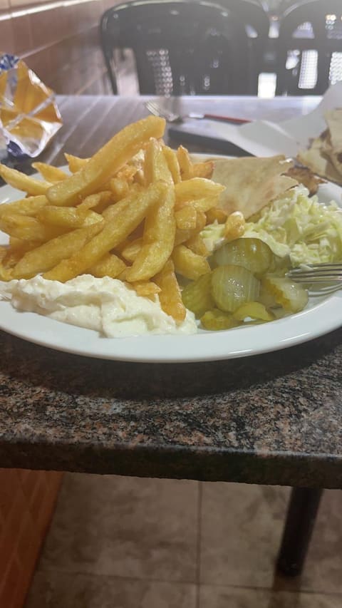 Snack Abou Fadi — photograph 3