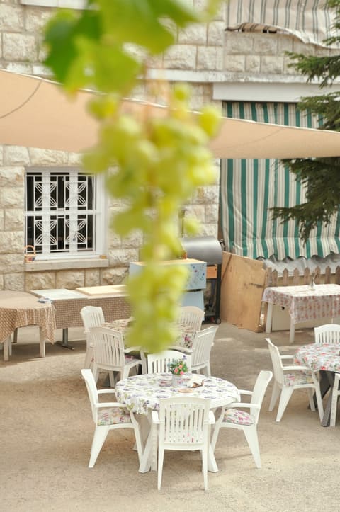 Furn Em Firas — photograph 5