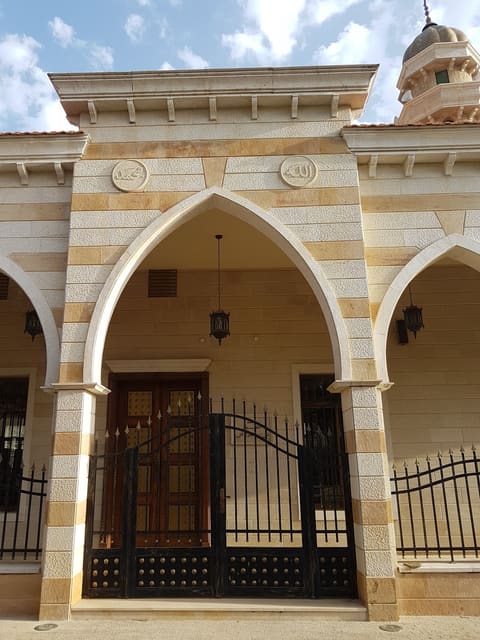 Sheikh Ali bin Jabr al-Thani Mosque — photograph 2
