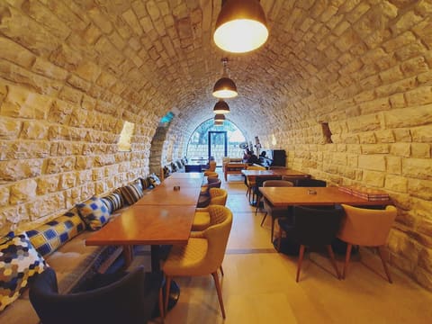 La Cave D'Hote Ghalboun — photograph 3