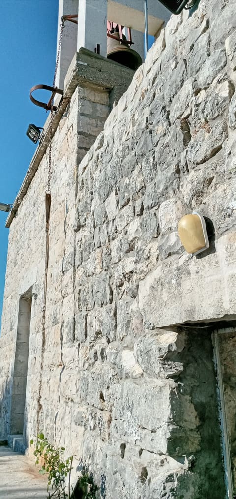 St. Theodoros Church — photograph 2