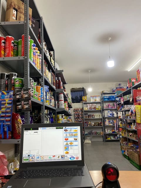 Elhara market — photograph 3