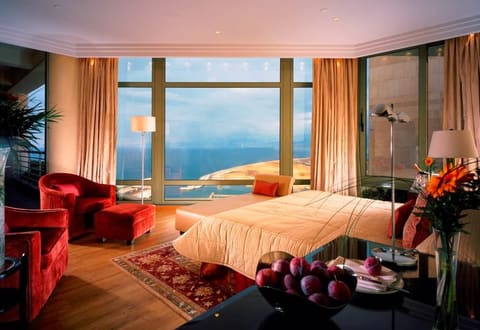 InterContinental Phoenicia Beirut by IHG — photograph 2
