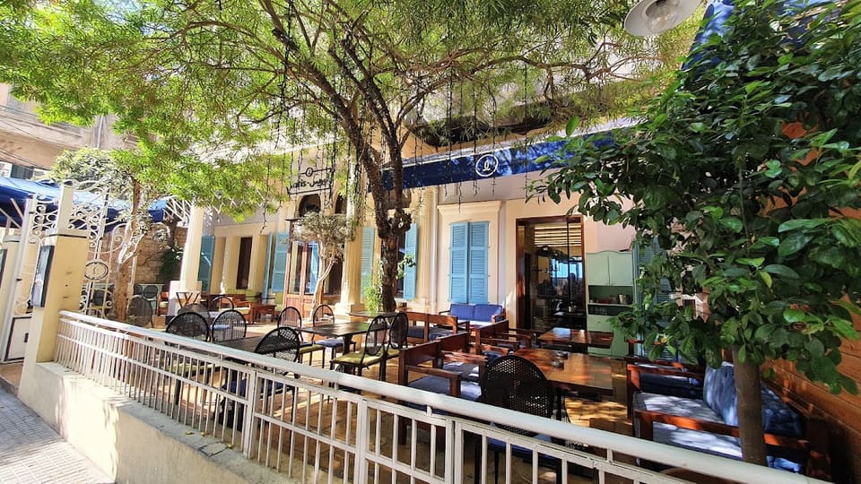 Loris Restaurant