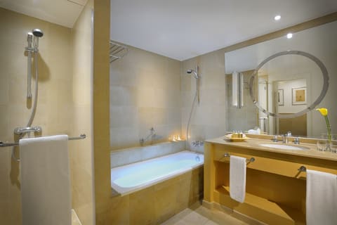 Mövenpick Beirut — photograph 4