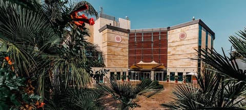 Coral Beach Hotel & Resort Beirut — photograph 5