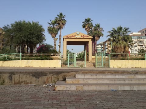 Ghobeiry Municipality Park — photograph 5