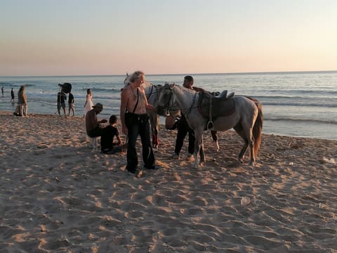 Ramlet El Bayda Free Beach — photograph 6