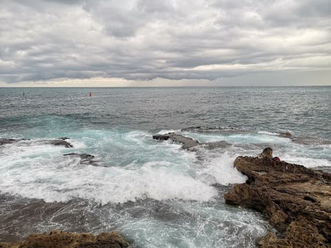 Corniche Ain Mreisse — photograph 4