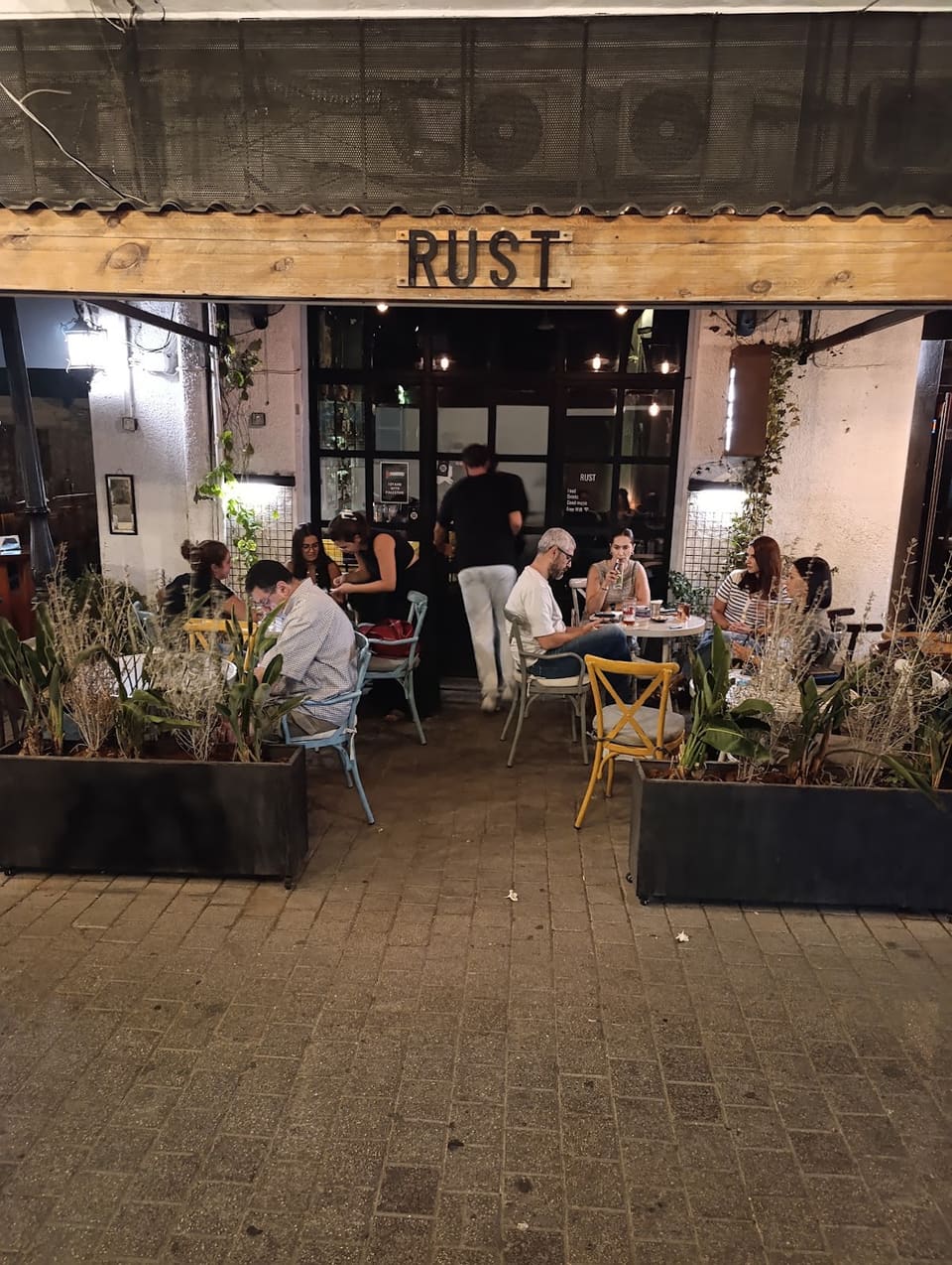 Rust bar