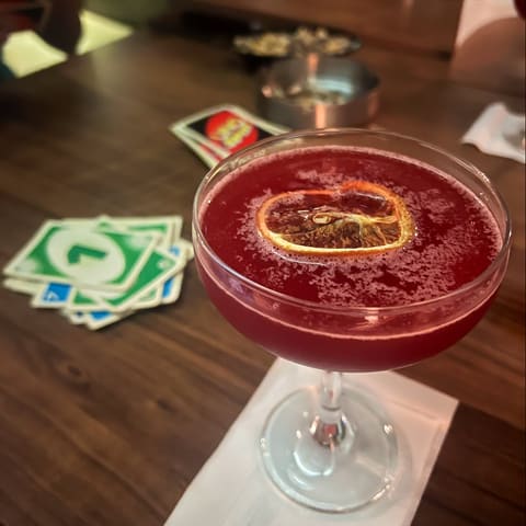Rust bar — photograph 6