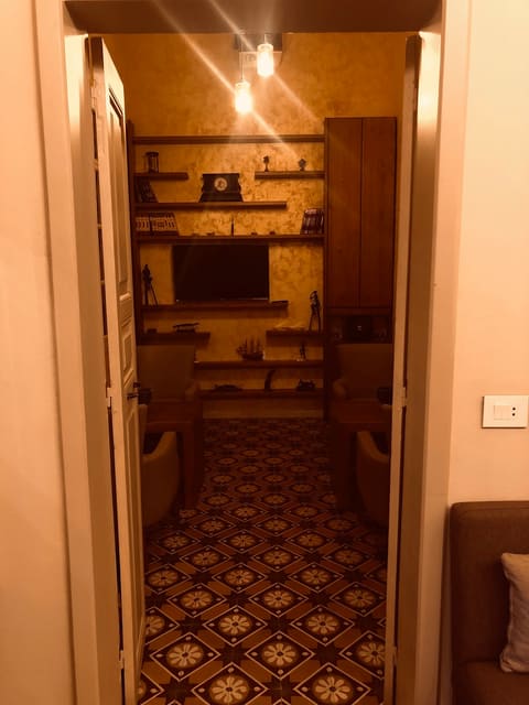 VIP Lounge — photograph 6