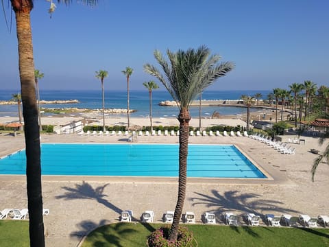 Manara — photograph 4