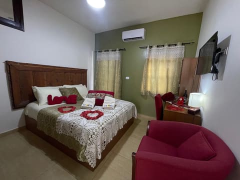 El Mina Guest House — photograph 5