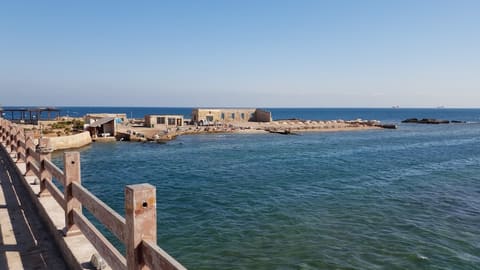Abed l Wahab Island — photograph 2