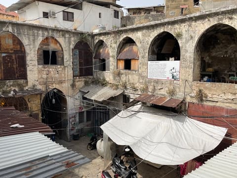 Old Saray Building — photograph 4