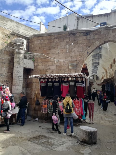 Old Saray Building — photograph 6