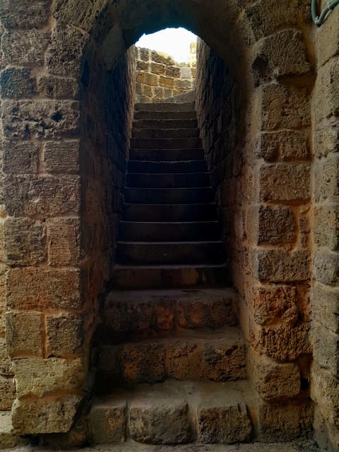 Barsbay Tower — photograph 3