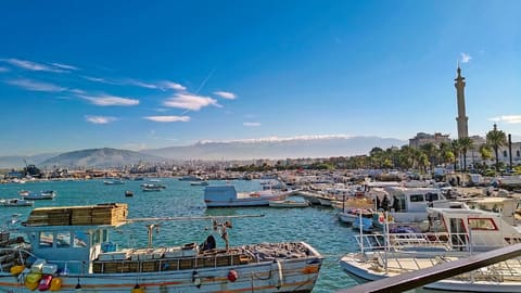 Corniche el Mina — photograph 3