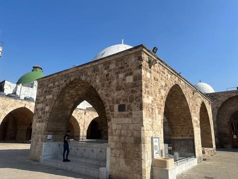 Al Mansouri Great Mosque — photograph 2