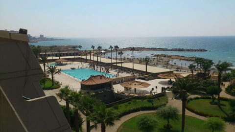 Manara - Beach — photograph 5