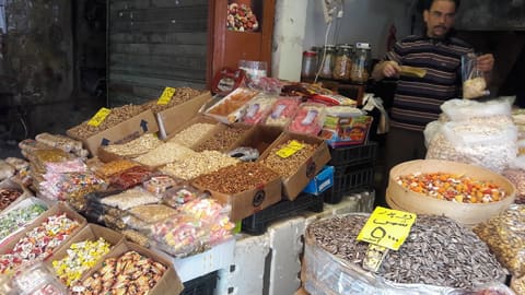 Bazerkan Souq — photograph 2